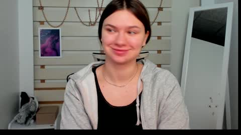 Monika online show from January 2025 07:13:02 PM