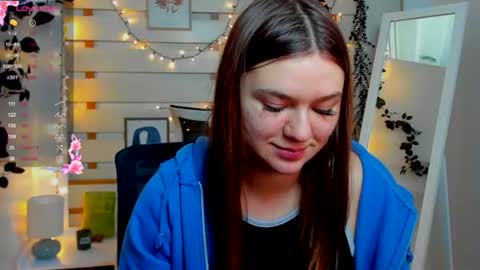 Monika online show from February 2026 01:40:01 PM