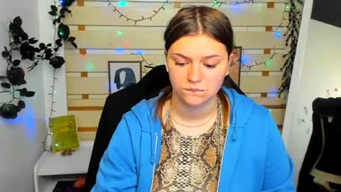 Monika online show from April 2026 12:29:02 PM