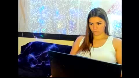 Monika online show from May 2026 12:58:01 PM