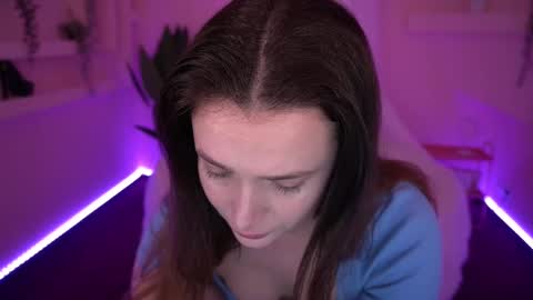 Snapshot of monikabelluci chatting on March 2025 03:49:01 PM Monica online show from March 2025 03:49:01 PM