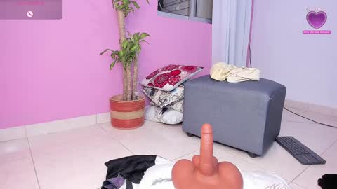 monikk__harrison online show from December 2024 03:02:01 PM