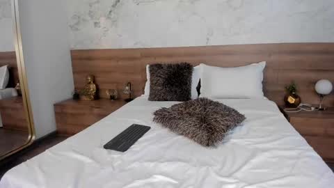 Monique  online show from February 2025 08:31:02 PM