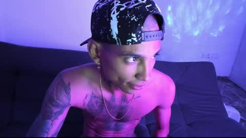 monkeyd_66 online show from December 2024 12:17:02 PM