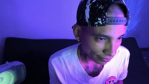 monkeyd_66 online show from December 2024 09:18:02 AM