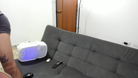 monkeyd_66 online show from January 2025 03:22:01 PM