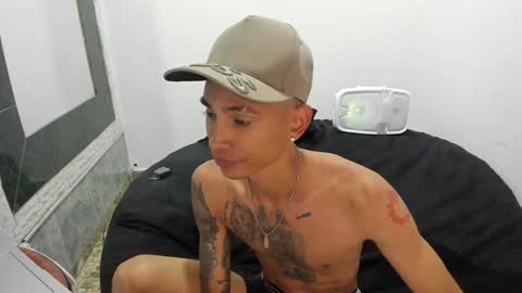 Snapshot of monkeyd_66 chatting on January 2025 08:53:02 PM monkeyd_66 online show from January 2025 08:53:02 PM