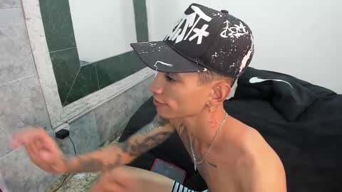 monkeyd_66 online show from February 2025 09:11:02 PM