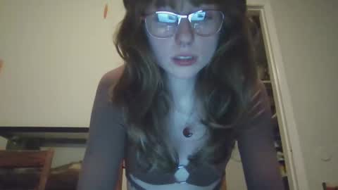 monkeygirl9 come play with me slut daddy bad spanking cute girl submissive online show from February 2026 05:23:02 AM