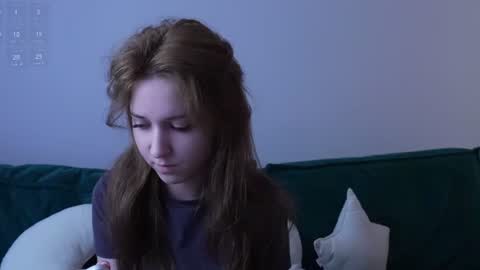 Snapshot of monnymoonn chatting on August 2026 07:29:01 AM Mary online show from August 2026 07:29:01 AM
