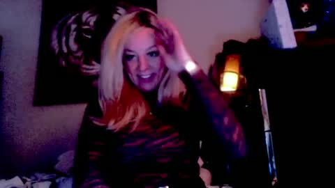 Snapshot of monroelovesyou chatting on December 2024 08:16:01 AM Monroe online show from December 2024 08:16:01 AM