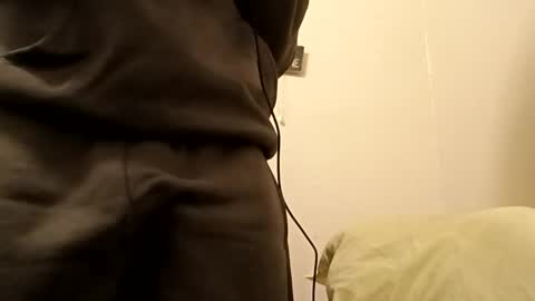 Snapshot of monster960002 chatting on December 2025 01:00:01 AM monster960002 online show from December 2025 01:00:01 AM