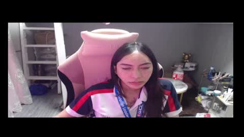 ELYSE A SIMPLE GIRL online show from February 2026 11:25:02 AM