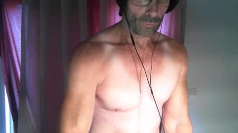 Snapshot of monsterdildos chatting on June 2026 04:32:02 AM monsterdildos online show from June 2026 04:32:02 AM