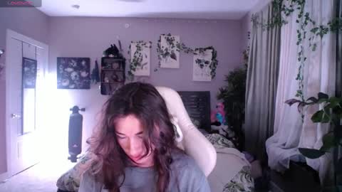 Snapshot of monstrumologist chatting on January 2025 01:27:01 AM Lydia Mooney online show from January 2025 01:27:01 AM