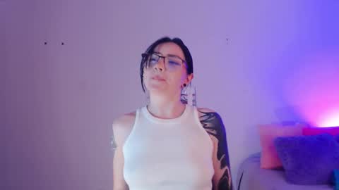 montreal_18 online show from February 2026 01:46:01 AM