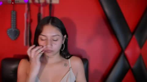 Monttserratt online show from April 2026 04:45:02 PM