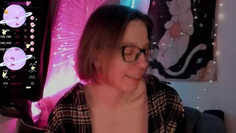 Roxy online show from November 2025 08:31:01 PM