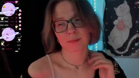 Roxy online show from June 2026 07:05:01 PM