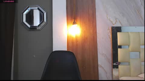 Snapshot of moon_and_fire_ chatting on April 2026 05:38:01 AM moon_and_fire_ online show from April 2026 05:38:01 AM