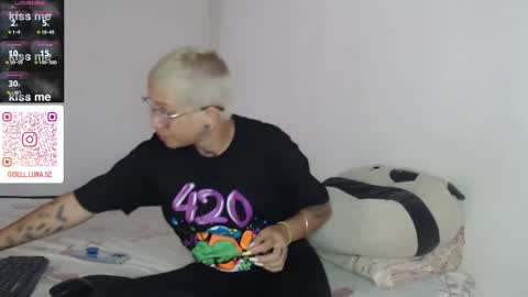 Snapshot of moon_cat85 chatting on January 2025 06:16:01 PM Luna online show from January 2025 06:16:01 PM