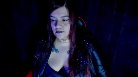 Lilith online show from November 2025 04:23:02 AM