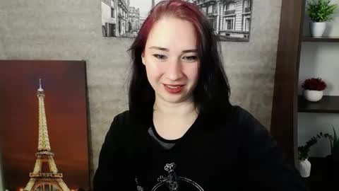 Snapshot of moon_foxy_ chatting on October 2025 12:43:02 AM Diana online show from October 2025 12:43:02 AM