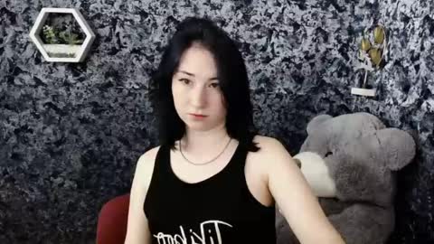 Snapshot of moon_foxy_ chatting on May 2026 08:25:01 PM Diana online show from May 2026 08:25:01 PM