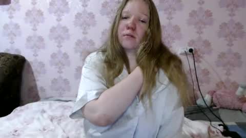 moon_linght000 online show from June 2026 03:03:02 PM