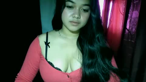 Snapshot of moon_of_desirexx chatting on October 2025 08:15:01 PM Joy online show from October 2025 08:15:01 PM