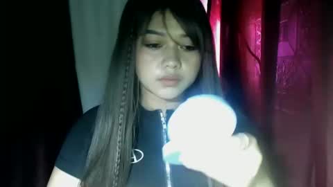 Snapshot of moon_of_desirexx chatting on October 2025 08:29:02 PM Joy online show from October 2025 08:29:02 PM