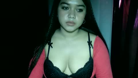 Snapshot of moon_of_desirexx chatting on October 2025 09:46:01 PM Joy online show from October 2025 09:46:01 PM