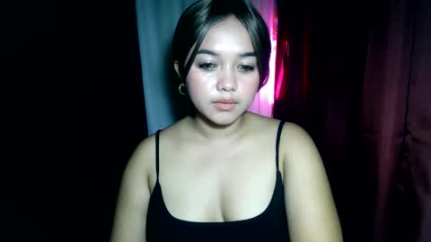 Snapshot of moon_of_desirexx chatting on October 2025 11:44:01 AM Joy online show from October 2025 11:44:01 AM