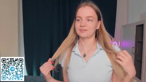 Snapshot of moon_puzzles chatting on January 2026 07:39:01 PM moon_puzzles online show from January 2026 07:39:01 PM