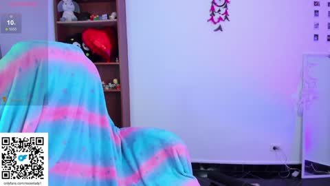 Snapshot of moonlady_ chatting on January 2025 11:24:01 PM MOON  online show from January 2025 11:24:01 PM
