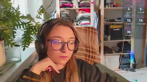 Snapshot of moonlight__lovers chatting on February 2025 10:44:02 AM Dana online show from February 2025 10:44:02 AM