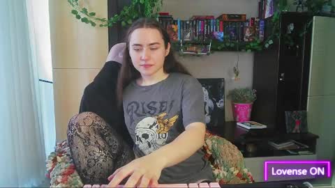 Snapshot of moonlight_sonataa chatting on May 2026 11:39:02 AM moonlight_sonataa online show from May 2026 11:39:02 AM