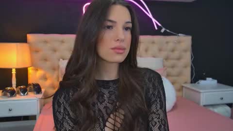 moonligt_iris online show from February 2026 06:17:01 AM