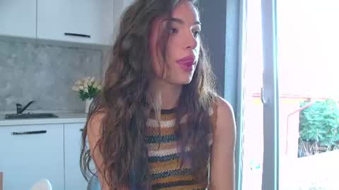 moonligt_iris online show from July 2026 04:48:02 AM