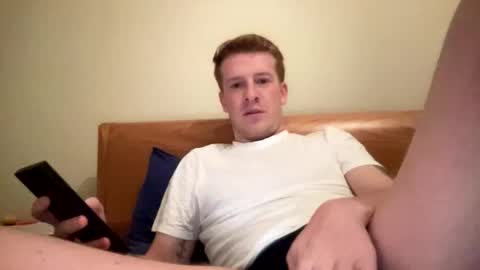 moonlose000 online show from February 2026 12:09:01 AM