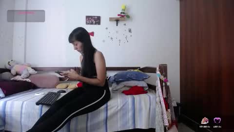Snapshot of moonlunita chatting on September 2025 03:47:01 PM moonlunita online show from September 2025 03:47:01 PM