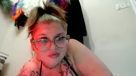 Snapshot of moonpulseraven chatting on June 2026 04:57:01 AM moonpulseraven online show from June 2026 04:57:01 AM