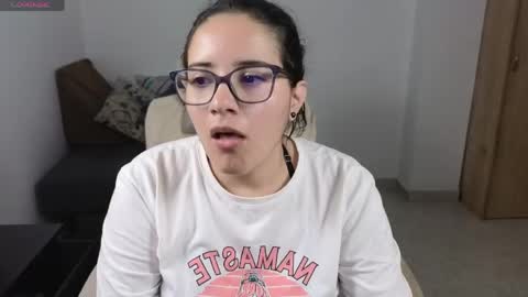 Snapshot of moonwoman_ chatting on May 2026 10:48:01 PM Moon Woman online show from May 2026 10:48:01 PM