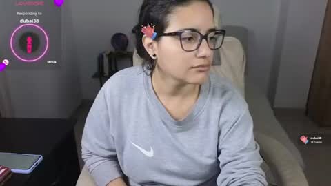 Snapshot of moonwoman_ chatting on July 2026 02:38:01 AM Moon Woman online show from July 2026 02:38:01 AM