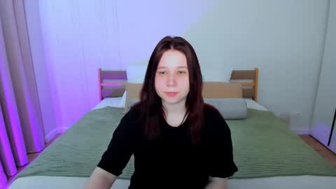 Charli online show from April 2026 05:47:01 AM