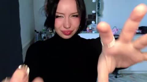 Snapshot of moranagoddess chatting on June 2026 01:04:01 PM Morana follow my boosty online show from June 2026 01:04:01 PM