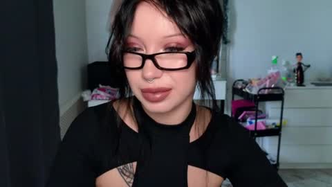 Snapshot of moranagoddess chatting on July 2026 12:51:01 PM Morana follow my boosty online show from July 2026 12:51:01 PM