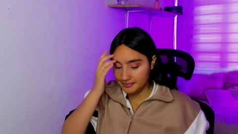 morena_rodriguez_9 online show from December 2025 01:38:01 PM