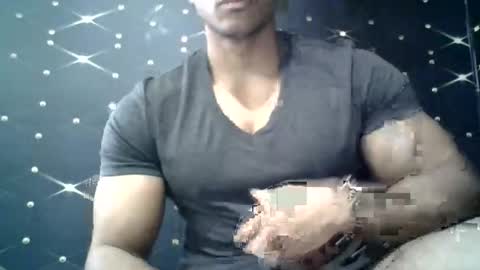 moreno1muscular online show from March 2025 12:48:02 PM