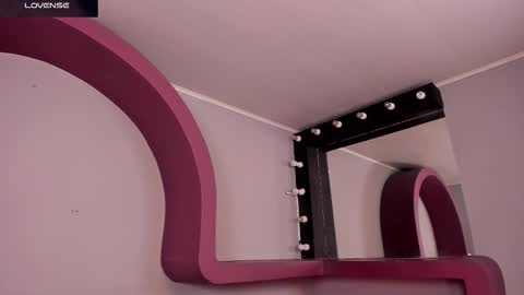 Morgan online show from December 2025 03:37:02 AM